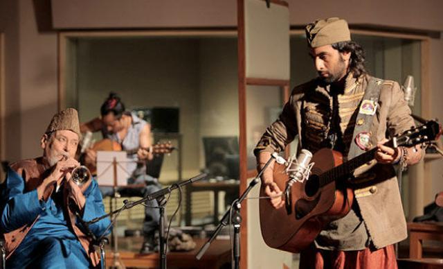 Shammi Kapoor worked with his grand-nephew Ranbir Kapoor in the film Rockstar, which was also his last film. Shammi Kapoor worked with his grand-nephew Ranbir Kapoor in the film Rockstar, which was also his last film.