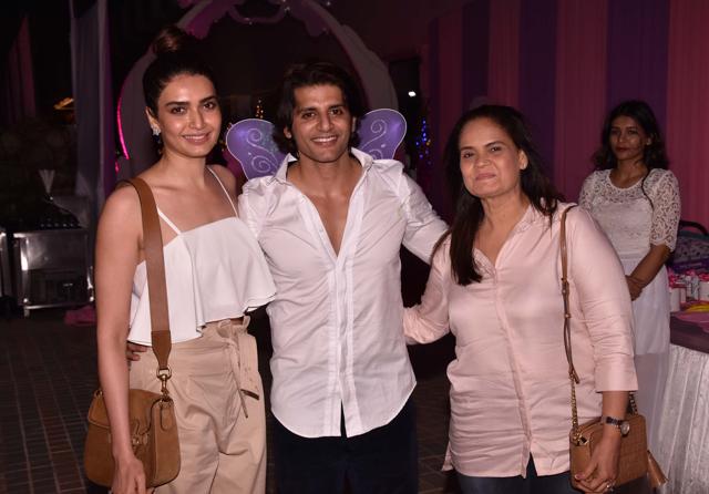 Karishma Tanna poses with Karanvir.