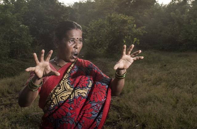 Saiti Pardhi, 40, resident of Bangurla Pada, has been confronted by leopards thrice since May this year. (Satish Bate/HT Photo) Saiti Pardhi, 40, resident of Bangurla Pada, has been confronted by leopards thrice since May this year. (Satish Bate/HT Photo)