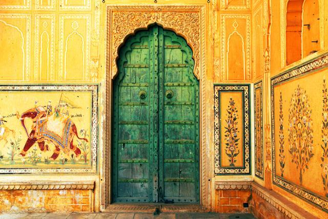 Mughal architecture and designs inside the Nahargarh Fort. (Shutterstock) Mughal architecture and designs inside the Nahargarh Fort. (Shutterstock)