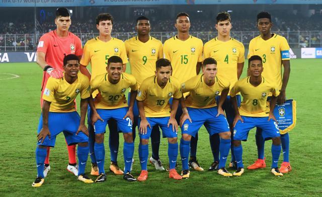 Members of the Brazil team pose for a picture prior to the start of their quarterfinal football match against Germany of the FIFA U-17 World Cup at the Salt Lake Stadium stadium in Kolkata on October 22, 2017. (AFP) Members of the Brazil team pose for a picture prior to the start of their quarterfinal football match against Germany of the FIFA U-17 World Cup at the Salt Lake Stadium stadium in Kolkata on October 22, 2017. (AFP)