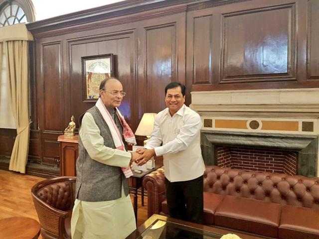 Assam chief minister Sarbananda Sonowal meets finance minister Arun Jaitley. (Photo: Sarbananda Sonowal’s Twitter account) Assam chief minister Sarbananda Sonowal meets finance minister Arun Jaitley. (Photo: Sarbananda Sonowal’s Twitter account)