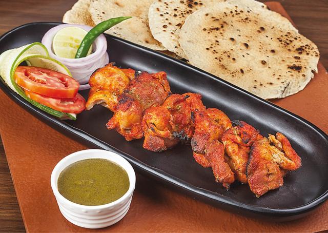 The famous Murgh Tikka of Bukhara, ITC Maurya, Delhi, was presented by chef JP Singh. The famous Murgh Tikka of Bukhara, ITC Maurya, Delhi, was presented by chef JP Singh.