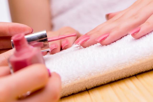 Application of nail polish too can lead to discolouration of nails. (Shutterstock) Application of nail polish too can lead to discolouration of nails. (Shutterstock)