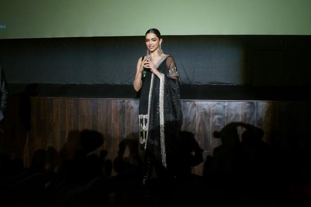 Deepika Padukone during the 3D trailer launch of Padmavati in Mumbai. (IANS) Deepika Padukone during the 3D trailer launch of Padmavati in Mumbai. (IANS)