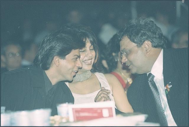 Shah Rukh Khan, Gauri Khan and Subhash Ghai at an award function in 1998. (HT Archive) Shah Rukh Khan, Gauri Khan and Subhash Ghai at an award function in 1998. (HT Archive)