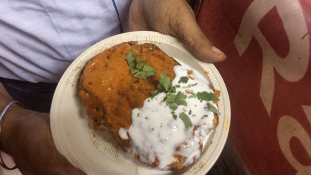 Rahul Eggs is shut on Tuesdays, which is a day when many people who otherwise like their non-vegetarian food turn vegetarian. (HT Photo)