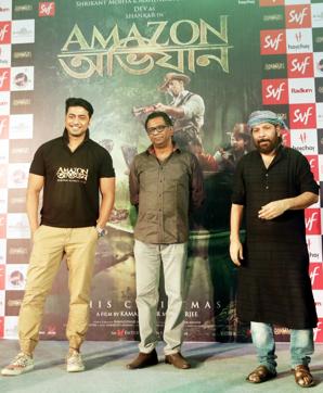 Film composer Debojyoti Mishra and actor Dev during the poster launch of Amazon Obhijaan. (IANS) Film composer Debojyoti Mishra and actor Dev during the poster launch of Amazon Obhijaan. (IANS)