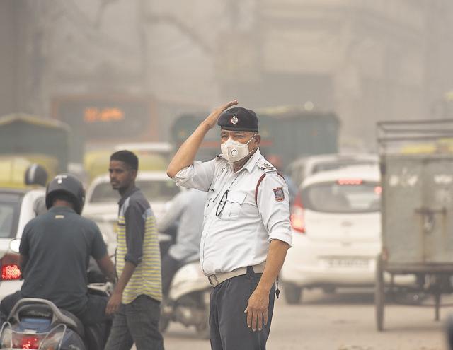 Brijesh Singh at Azad Market Chowk in New Delhi. (Sanchit Khanna/ Hindustan Times)