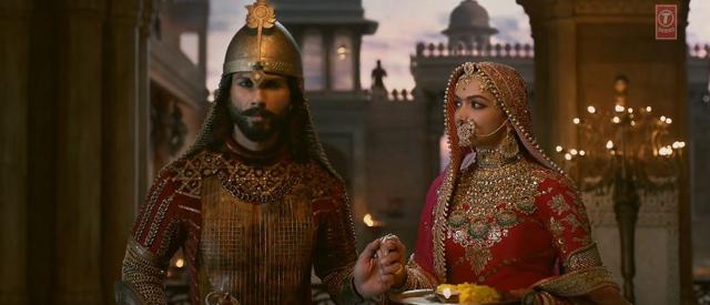 Shahid and Deepika in a still from the movie.