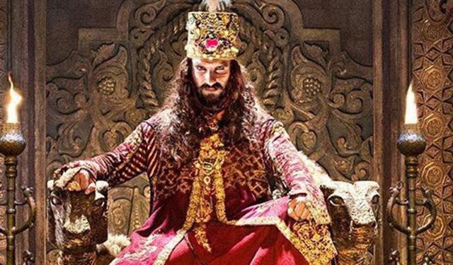 Ranveer Singh as Sultan Alauddin Khilji in Padmavati. Ranveer Singh as Sultan Alauddin Khilji in Padmavati.