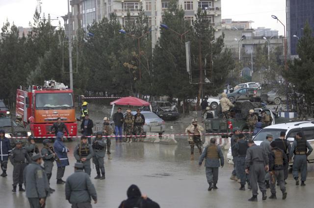 Afghan security personnel arrive to the site of a deadly suicide bombing, in Kabul, Afghanistan, Thursday, Nov. 19, 2017. (AP)