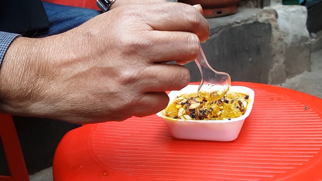 What makes this haleem special is the smooth texture and taste. (HT Photo) What makes this haleem special is the smooth texture and taste. (HT Photo)