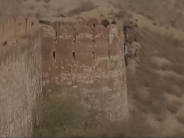 The body of a 40-year-old local resident, Chetan Saini, was found hanging at Jaipur’s Nahargarh fort. (ANI Twitter) The body of a 40-year-old local resident, Chetan Saini, was found hanging at Jaipur’s Nahargarh fort. (ANI Twitter)