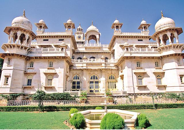 Institutional food is rarely very good, but the dishes made on special occasions at Mayo College in Ajmer are quite memorable