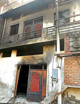 The building housed a printing factory. (Gurpreet Singh/HT) The building housed a printing factory. (Gurpreet Singh/HT)