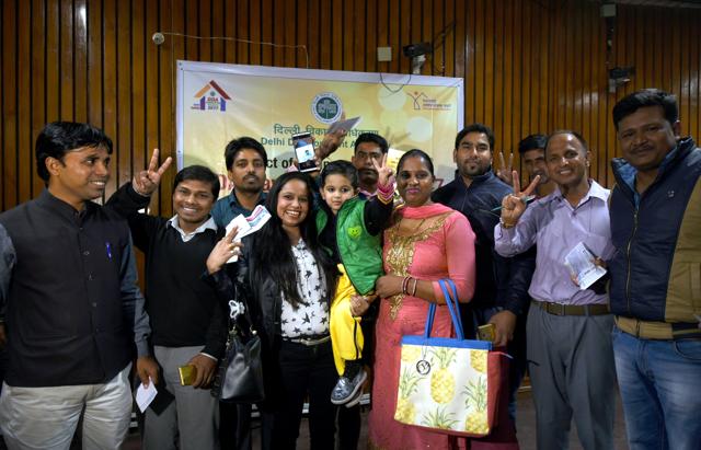 Some of the allottees who managed to make it to DDA’s coveted list of house owners on Thursday. (Sushil Kumar/HT PHOTO) Some of the allottees who managed to make it to DDA’s coveted list of house owners on Thursday. (Sushil Kumar/HT PHOTO)