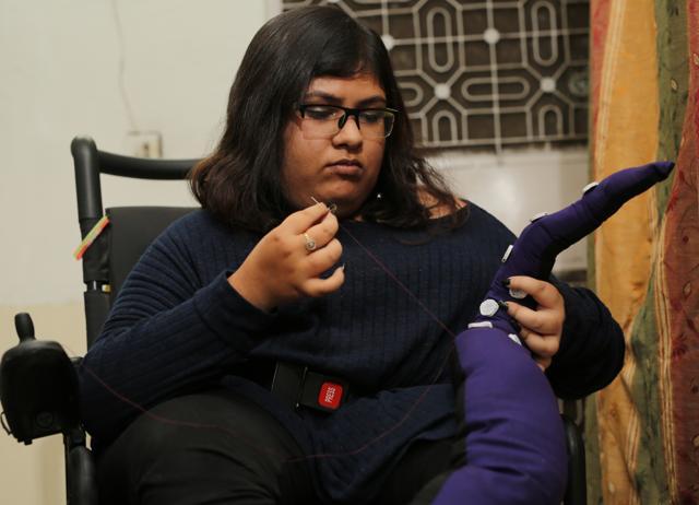 Tanya Kaushik finishes up her costume for Ursula. (Manoj Verma?HT Photo)