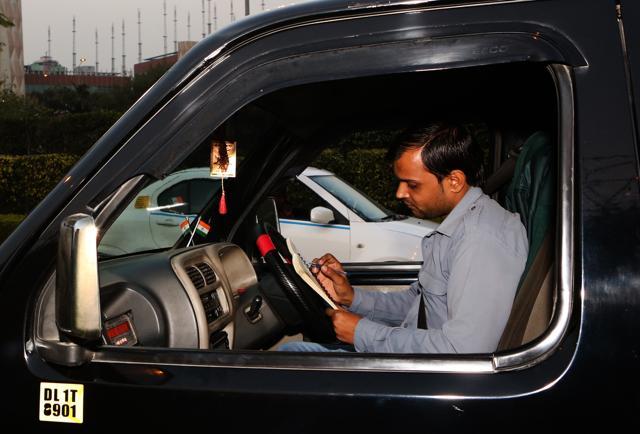 In their free time, the taxi drivers have now started reading books and studying useful things. (Prabhas Roy/ HT Photo )