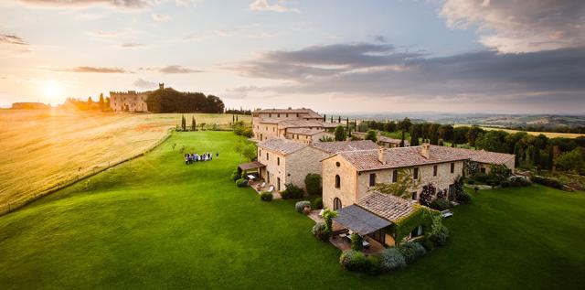Anushka Sharma and Virat Kohli will get married at a Tuscan villa. Anushka Sharma and Virat Kohli will get married at a Tuscan villa.