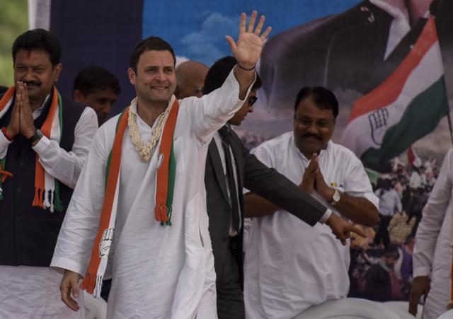Rahul Gandhi waves at the crows during a campaign rally at Patan. (Kunal Patil/HT Photo) Rahul Gandhi waves at the crows during a campaign rally at Patan. (Kunal Patil/HT Photo)