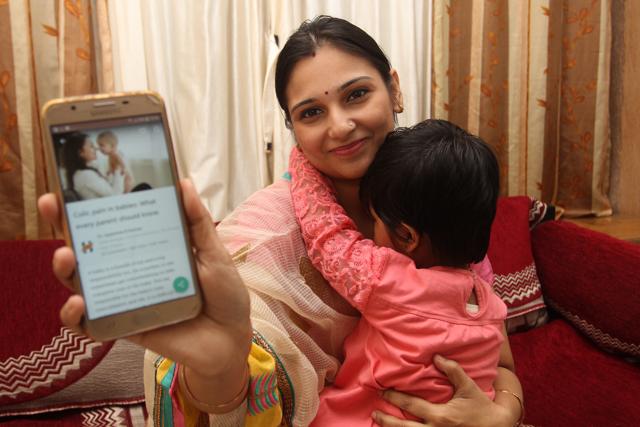 Mumbai homemaker Syona Ahuja with her six-month-old daughter. The baby had persistent diarrhoea and she couldn’t understand why. ‘It was only when I asked on BabyGogo that I understood the cause — I was giving her honey before she turned one and that was harmful. The minute I stopped it, my baby was fine,’ she says. (Praful Gangurde / HT Photo)