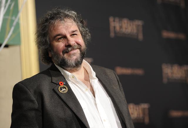 (File) Peter Jackson was speaking to a New Zealand website Stuff when he said how he is now realizing that Harvey Weinstein’s advice to avoid working with Mira Sorvino or Ashley Judd was likely part of a smear campaign against the two actresses. (Chris Pizzello/Invision/AP) (File) Peter Jackson was speaking to a New Zealand website Stuff when he said how he is now realizing that Harvey Weinstein’s advice to avoid working with Mira Sorvino or Ashley Judd was likely part of a smear campaign against the two actresses. (Chris Pizzello/Invision/AP)