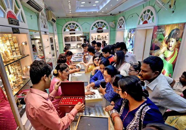 The expert says that while demonetisation resulted in a significant liquidity crunch, it was temporary. (PTI) The expert says that while demonetisation resulted in a significant liquidity crunch, it was temporary. (PTI)