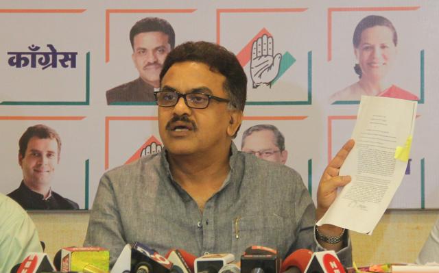 Mumbai Congress President Sanjay Nirupam addressing to media at MRCC office, in Mumbai, India.