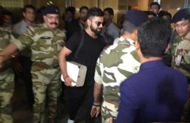 Virat Kohli was spotted at the Mumbai airport.