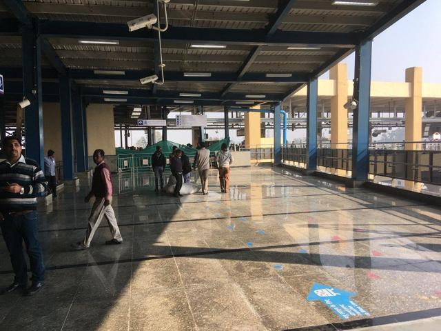 The new Botanic Garden station is connected with the existing station of Dwarka- Noida line. (Faizan Haidar / HT Photo) The new Botanic Garden station is connected with the existing station of Dwarka- Noida line. (Faizan Haidar / HT Photo)