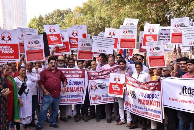 Indian Films and TV Directors' Association (IFTDA) members participate in a rally to show solidarity with filmmaker Sanjay Leela Bhansali in Mumbai. (IANS)