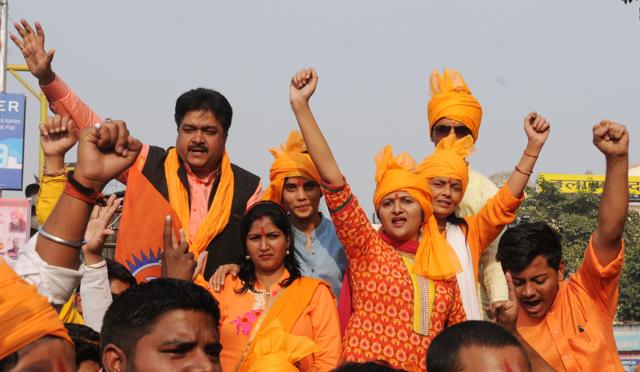 Akhil Bharatiya Chatra Maha Yuba protest march aganist the release and ban of Sanjay Leela Bhansali-directed Bollywood film Padmavati, in Lucknow, India. (Subhankar Chakraborty/HT PHOTO)