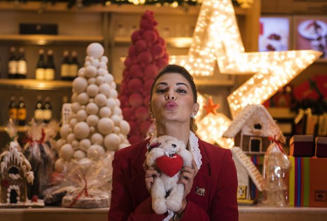 This year, Jacqueline Fernandez is busy with work in Mumbai during Christmas. (HT Photo) This year, Jacqueline Fernandez is busy with work in Mumbai during Christmas. (HT Photo)