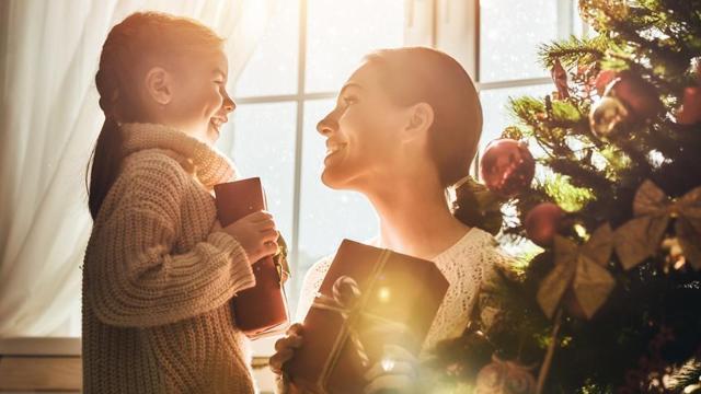 Young children and grown-ups alike exchange Christmas cards and gifts on the day. (Shutterstock) Young children and grown-ups alike exchange Christmas cards and gifts on the day. (Shutterstock)