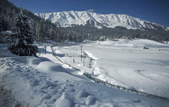 Deserted view of ski-resort of Gulmarg in Baramulla district of north Kashmir. (PTI Photo) Deserted view of ski-resort of Gulmarg in Baramulla district of north Kashmir. (PTI Photo)