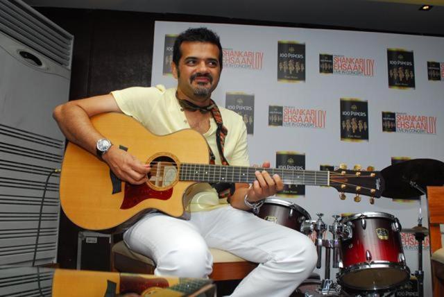 Music composer-guitarist Ehsaan Noorani loved listening to Dusk Till Dawn by Zayn Malik and Sia.