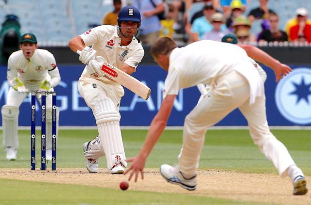 Alastair Cook watches as Australia's Jackson Bird reaches to field the ball during the third day of the fourth Ashes cricket Test in Melbourne. (REUTERS) Alastair Cook watches as Australia's Jackson Bird reaches to field the ball during the third day of the fourth Ashes cricket Test in Melbourne. (REUTERS)