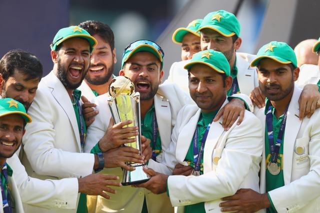 Sarfraz Ahmed of Pakistan lifts the trophy as Pakistan win the ICC Champions trophy. (Getty Images) Sarfraz Ahmed of Pakistan lifts the trophy as Pakistan win the ICC Champions trophy. (Getty Images)