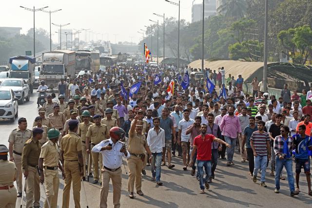 Bandh Called Off After Violent Dalit Protests In Mumbai, Other Parts Of ...