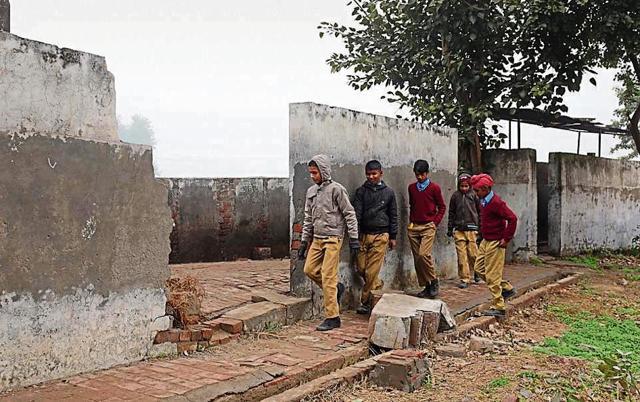 In the absence of toilets, the students are forced to go in the open to relieve themselves. (Gurpreet Singh/HT) In the absence of toilets, the students are forced to go in the open to relieve themselves. (Gurpreet Singh/HT)