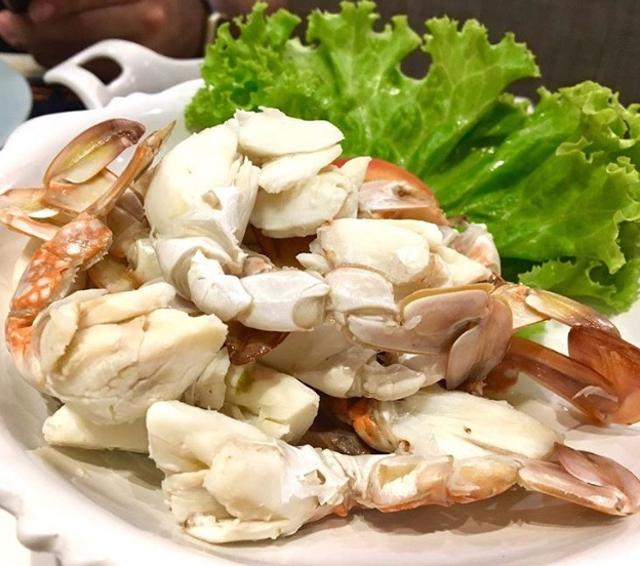 Crab at Luk Kai Thống. Crab at Luk Kai Thống.