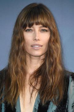 Jessica Biel looked great in choppy fringe in the TV show, The Sinner. (Glamour.com) Jessica Biel looked great in choppy fringe in the TV show, The Sinner. (Glamour.com)