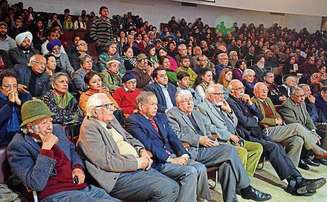 (Left) PU vice-chancellor Arun Kumar Grover (front row, 4th from the left) during a talk by author Vikram Seth at Prof Urmi Kessar Memorial Oration in PU on Monday. (Sikander Singh/HT) (Left) PU vice-chancellor Arun Kumar Grover (front row, 4th from the left) during a talk by author Vikram Seth at Prof Urmi Kessar Memorial Oration in PU on Monday. (Sikander Singh/HT)
