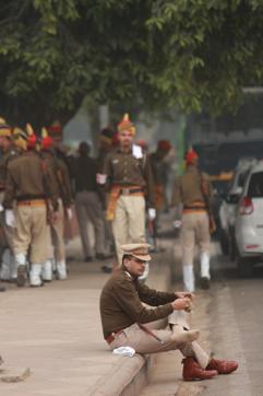A nimbu-pani (lemonade) break is essential to stay energetic for hours during rehearsals. (Amal KS/HT Photo )