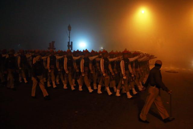 Practice begins in the wee hours, even on days when there’s low visibility. (Amal KS/HT Photo) Practice begins in the wee hours, even on days when there’s low visibility. (Amal KS/HT Photo)