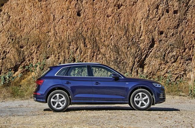 The Audi Q5 8R: A Refined Ride for the Modern Age