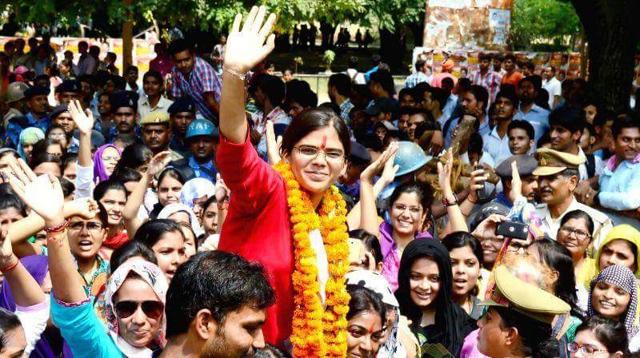 Richa Singh after becoming the first woman president of the Allahabad University Students Union in post independence India (Courtesy Richa Singh) Richa Singh after becoming the first woman president of the Allahabad University Students Union in post independence India (Courtesy Richa Singh)