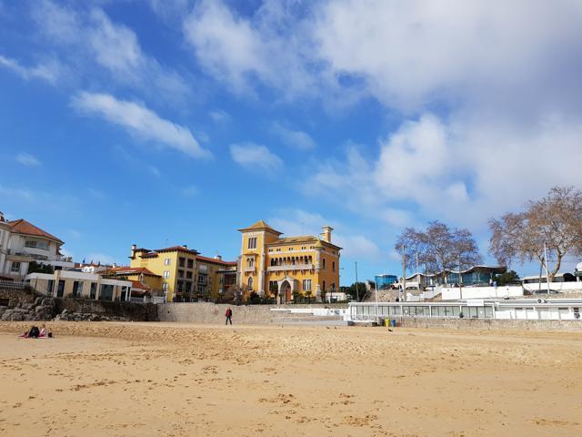 A secluded beach in Cascais. (Picture courtesy: Abhimanyu/Am Klicks) A secluded beach in Cascais. (Picture courtesy: Abhimanyu/Am Klicks)
