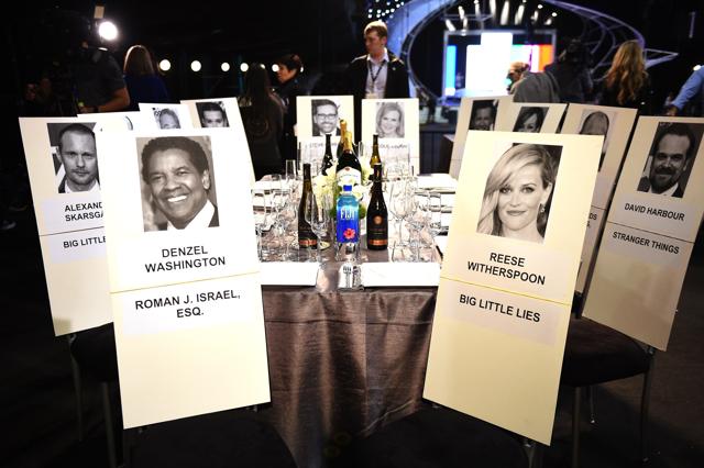 Seating cards of celebrities are placed around a table during a media preview in preparations for 24th Annual Screen Actors Guild Awards at The Shrine Expo Hall on January 18, 2018 in Los Angeles, California. (AFP) Seating cards of celebrities are placed around a table during a media preview in preparations for 24th Annual Screen Actors Guild Awards at The Shrine Expo Hall on January 18, 2018 in Los Angeles, California. (AFP)